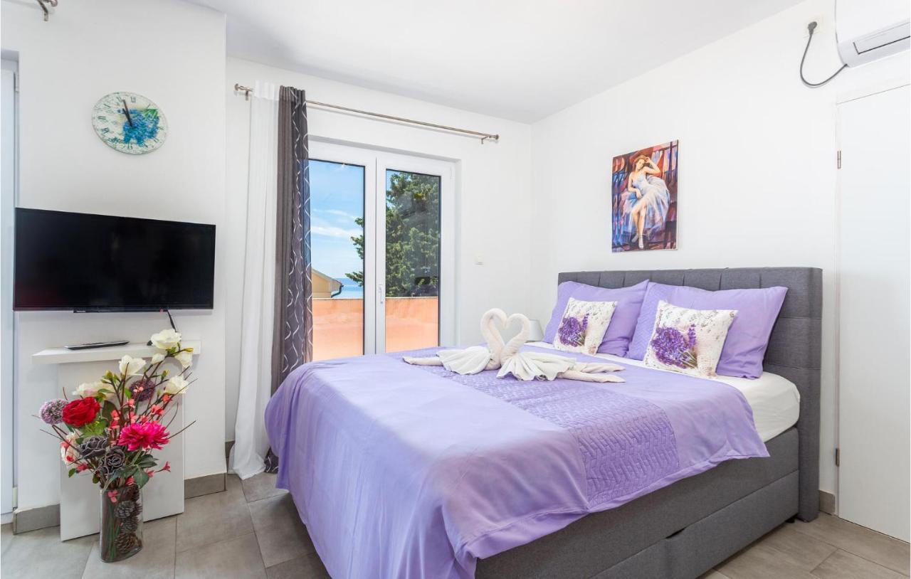 Beautiful Apartment In Stara Baska With Wifi Kültér fotó
